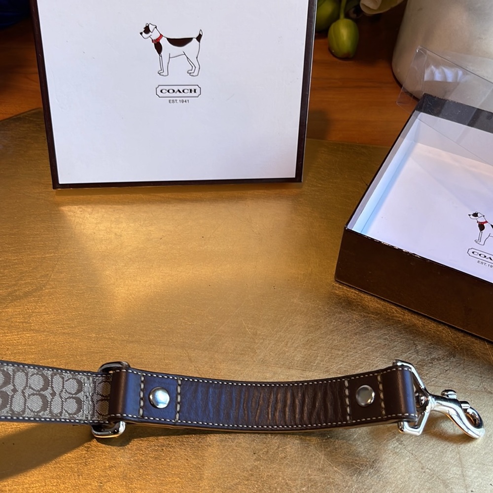 NWT! RARE Coach Brown Mini Sig Monogram Dog Leash - Picture 3 of 12